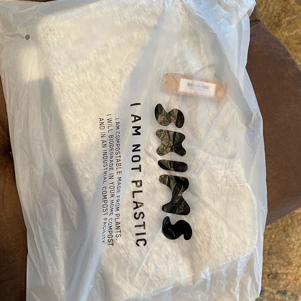 SKIMS NWT Boyfriend